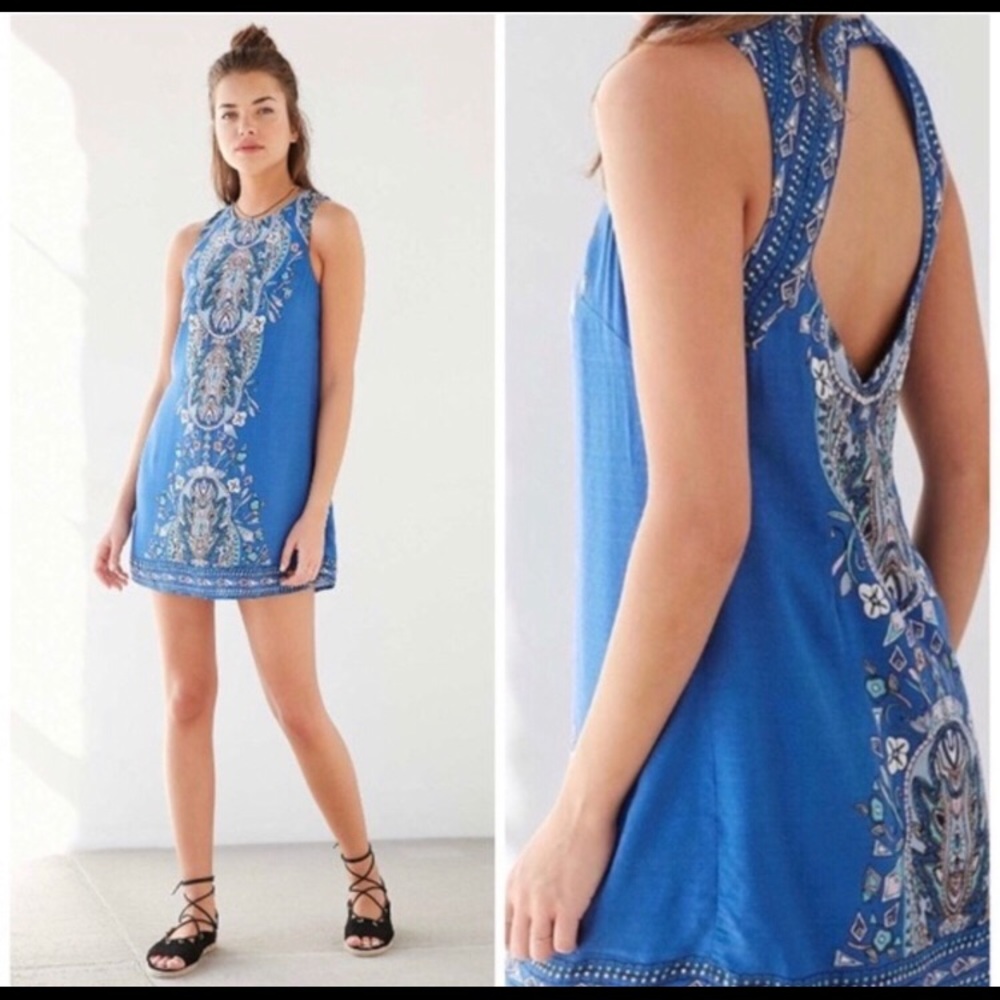 URBAN OUTFITTERS ECOTÉ BLUE PRINTED DRESS